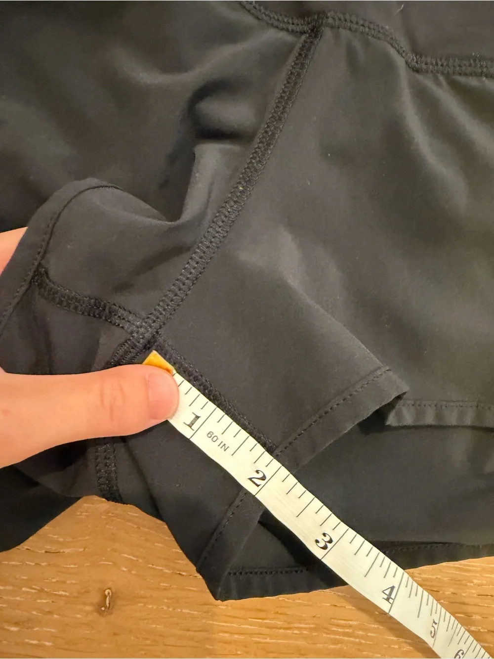 Lululemon Speed Up Short Low Rise - size 4 - Picture 7 of 7